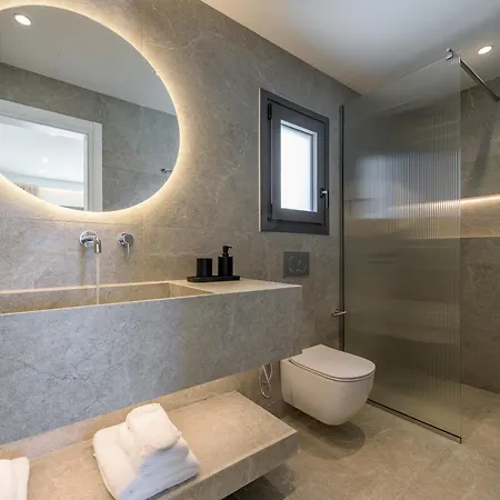 Serenya Milos 3*